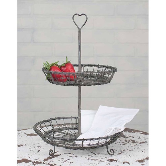 Other - Vintage Heart Two Tier Serving Stand